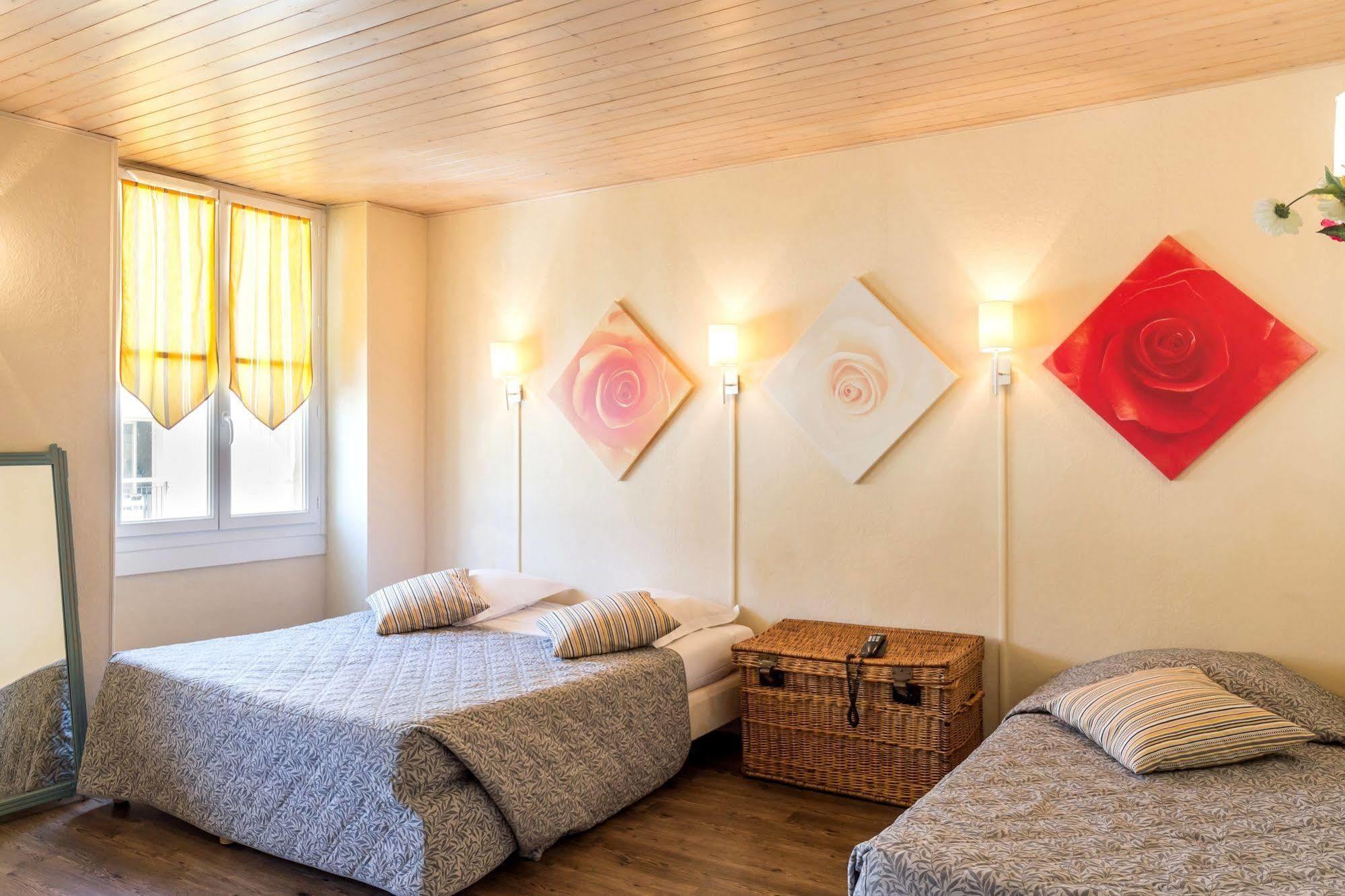 Logis Lafayette France Hotel Rochefort (Charente-Maritime)
